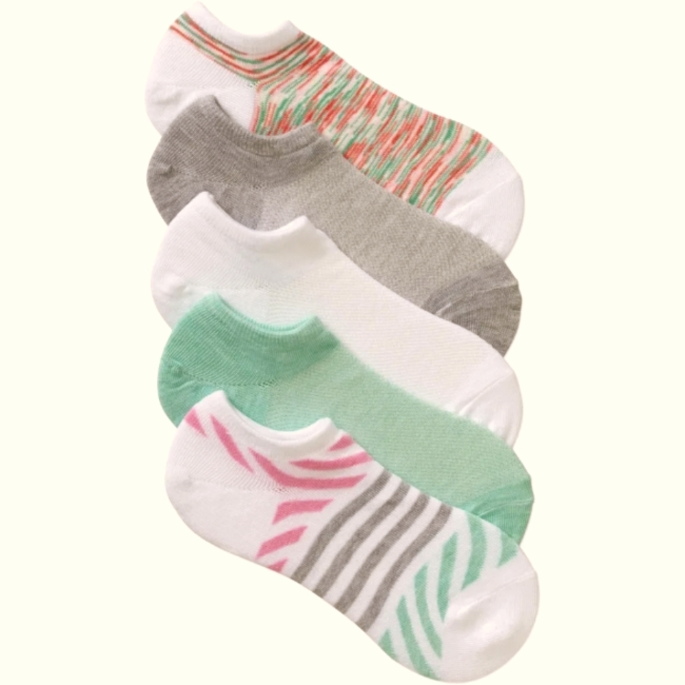No Boundaries Women's no show socks size 4-10